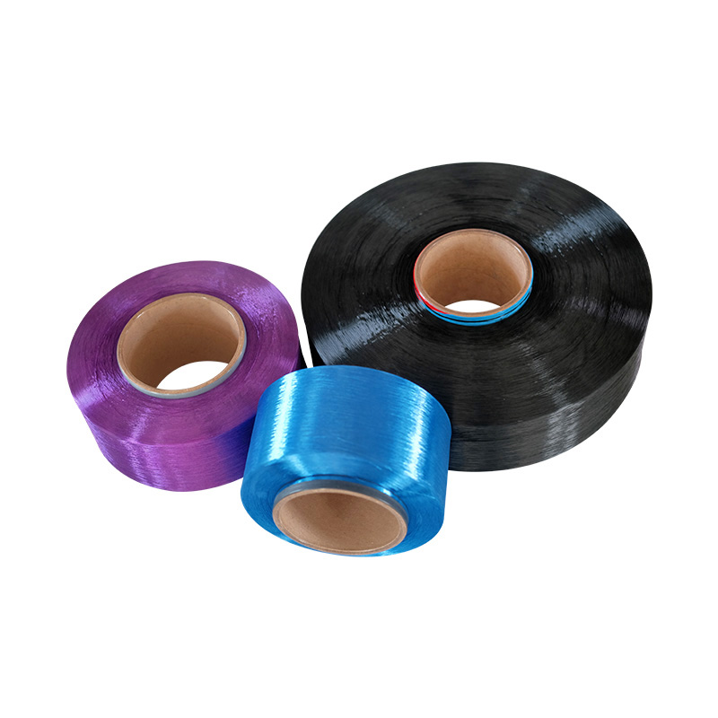 HOY farget hulkrympet garnserie